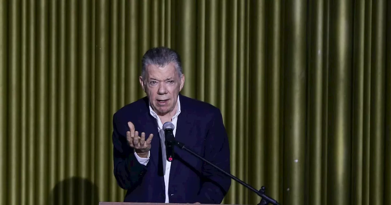 Santos pide a Petro retirar embajador de Venezuela ante posesión de Maduro