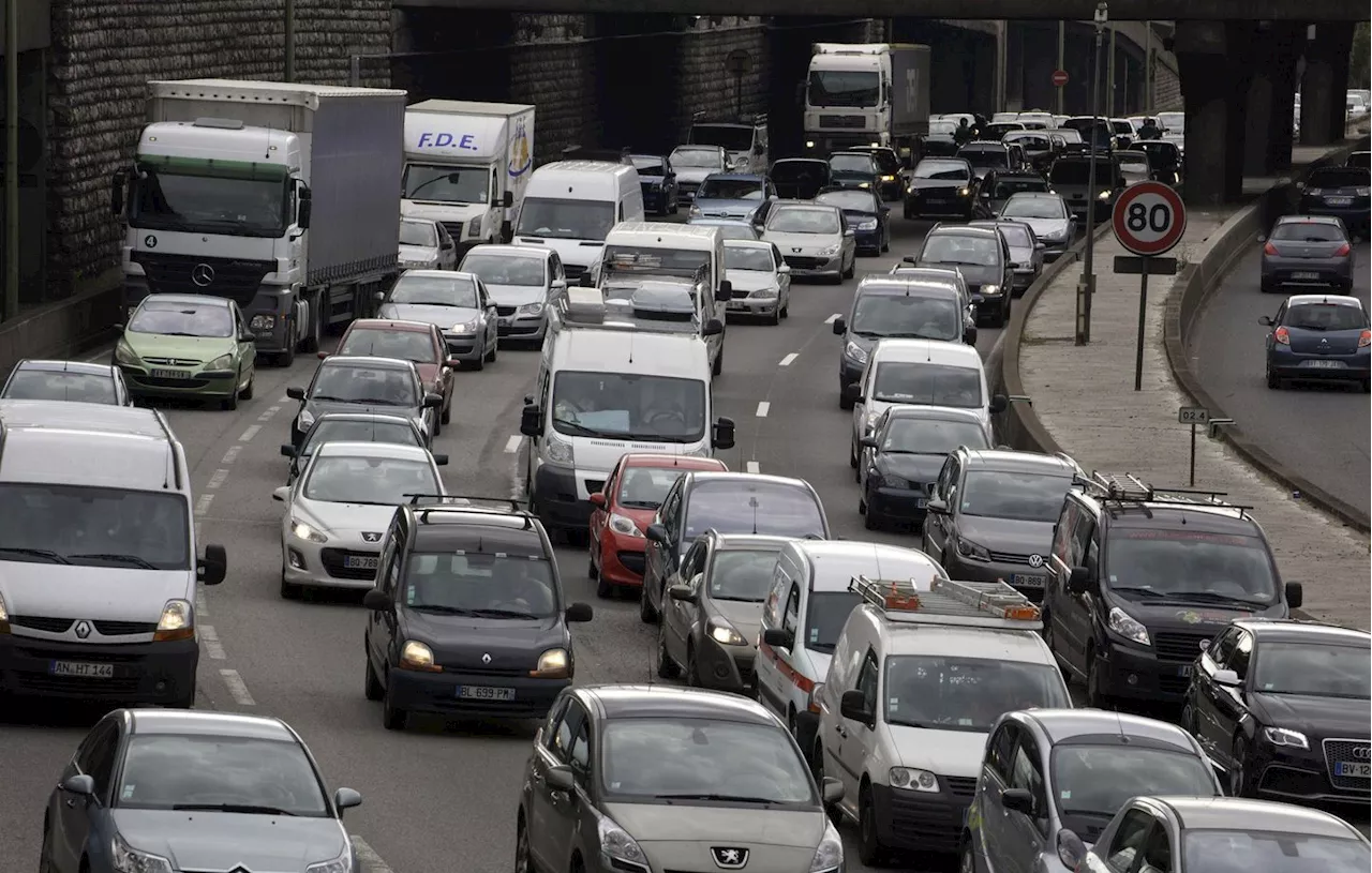 Paris est la 6e ville la plus embouteillée du monde, avec plus de 4 jours de perdus dans les bouchons