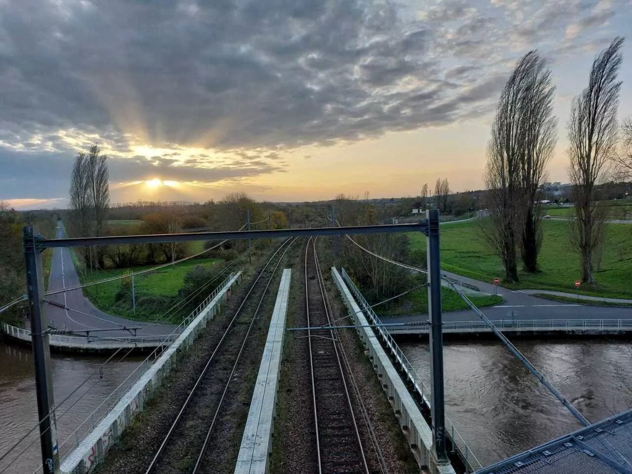 À Caen, l’Orne est en vigilance orange pour des risques d’inondations