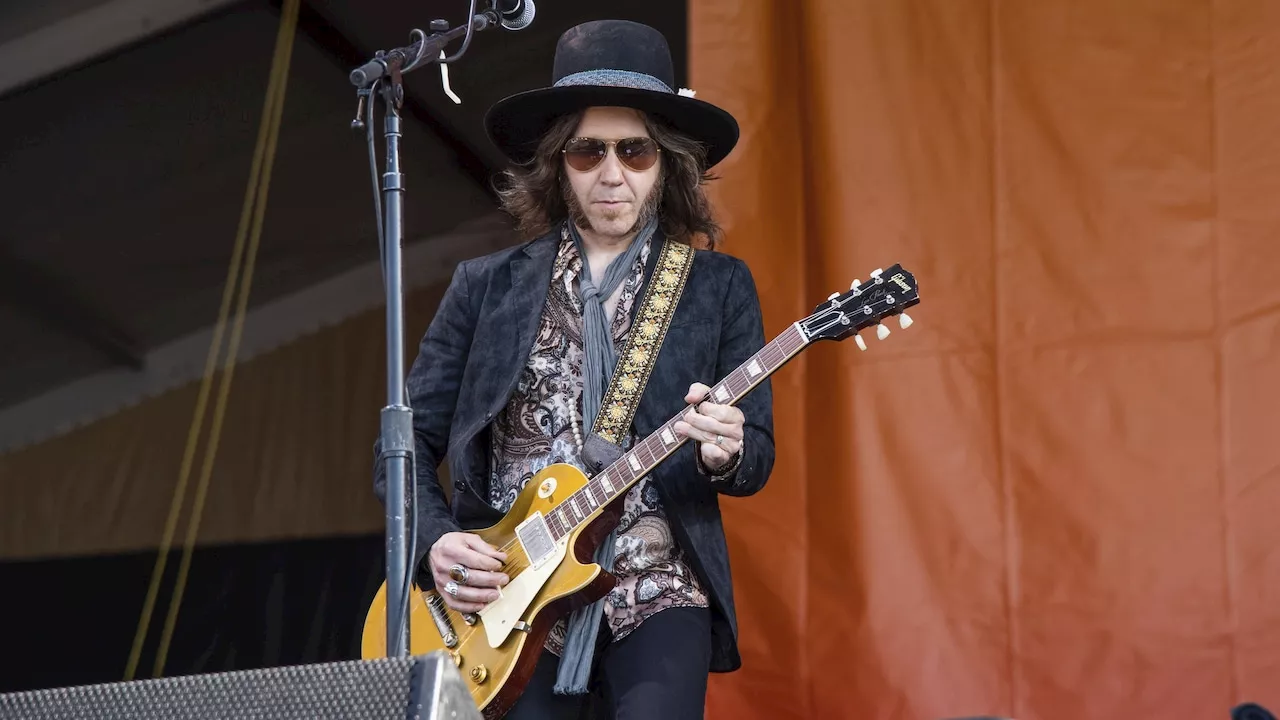 Southern rocker on playing Lynyrd Skynyrd legend’s guitar: ‘Blown away’