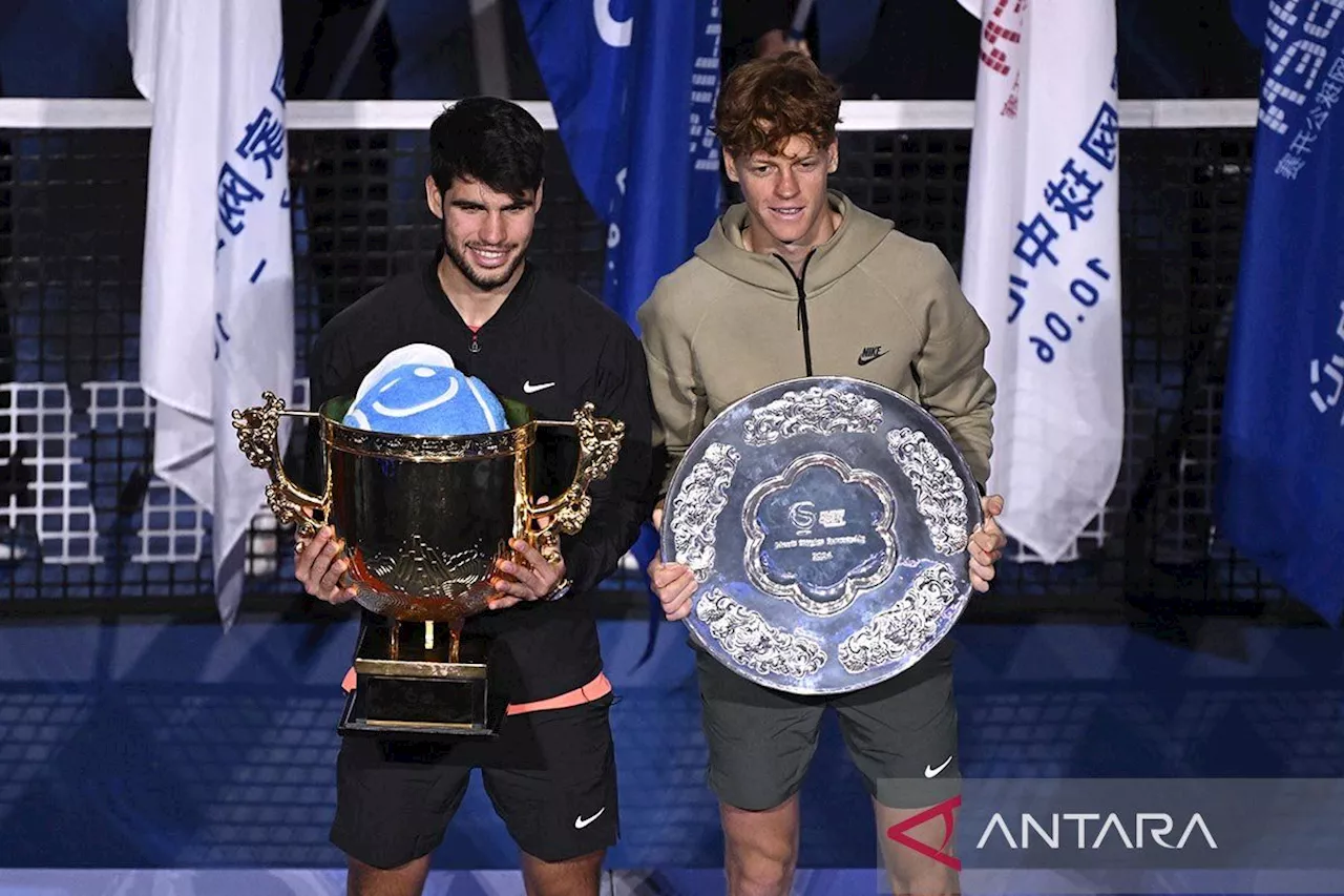 Alcaraz Berlatih dengan Djokovic untuk Siap Hadapi Australian Open