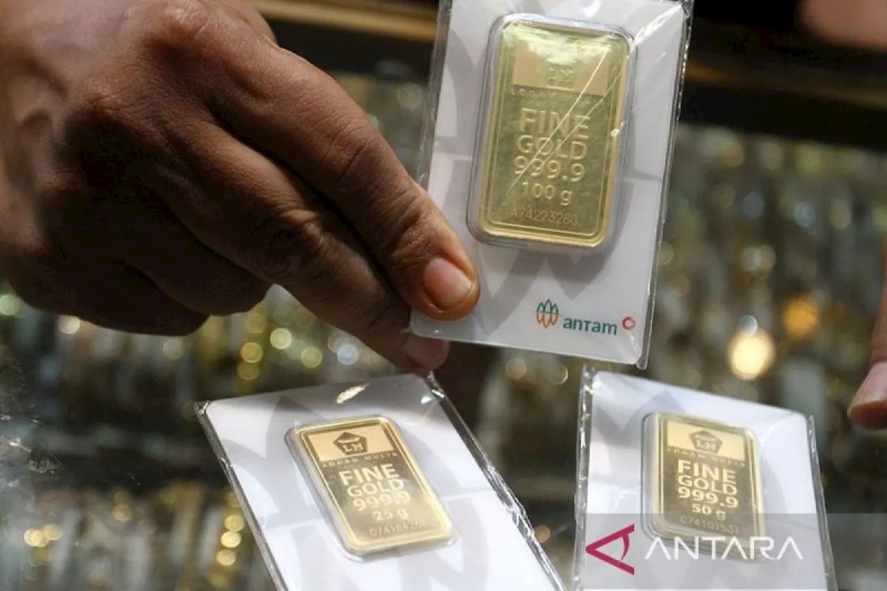 Harga Emas Antam Naik Rp6.000 Per Gram