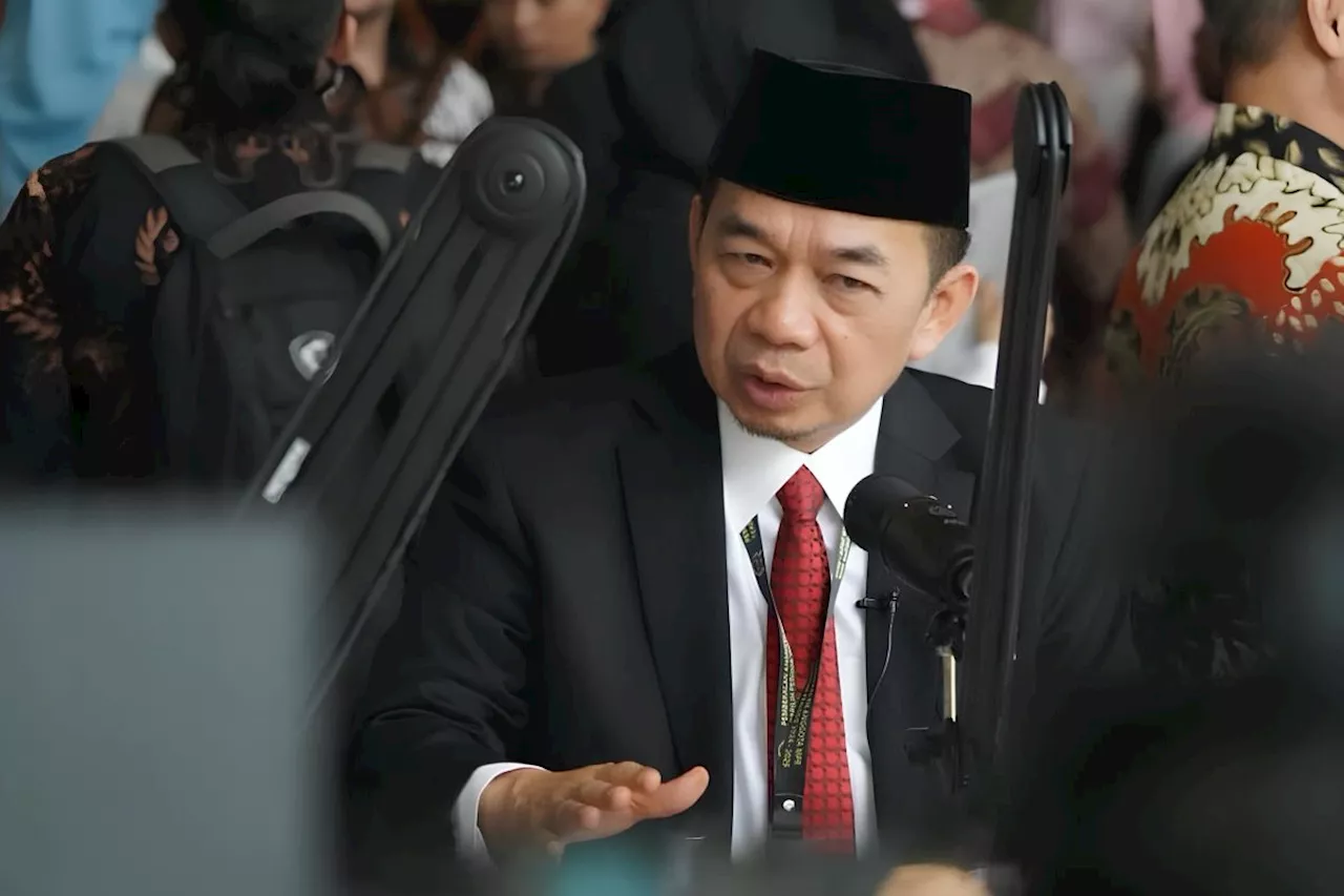 PKS: Penurunan biaya haji jadi kado manis untuk jamaah haji 2025