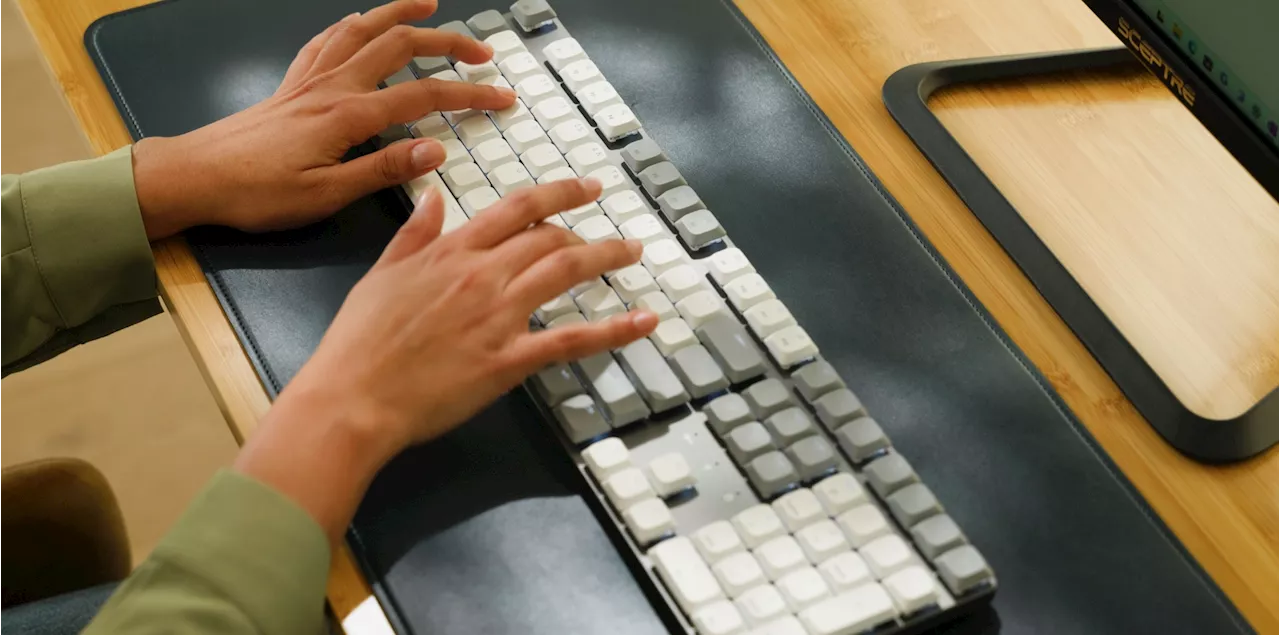 Satechi Unveils SM3 Slim Mechanical Backlit Bluetooth Keyboard at CES 2025