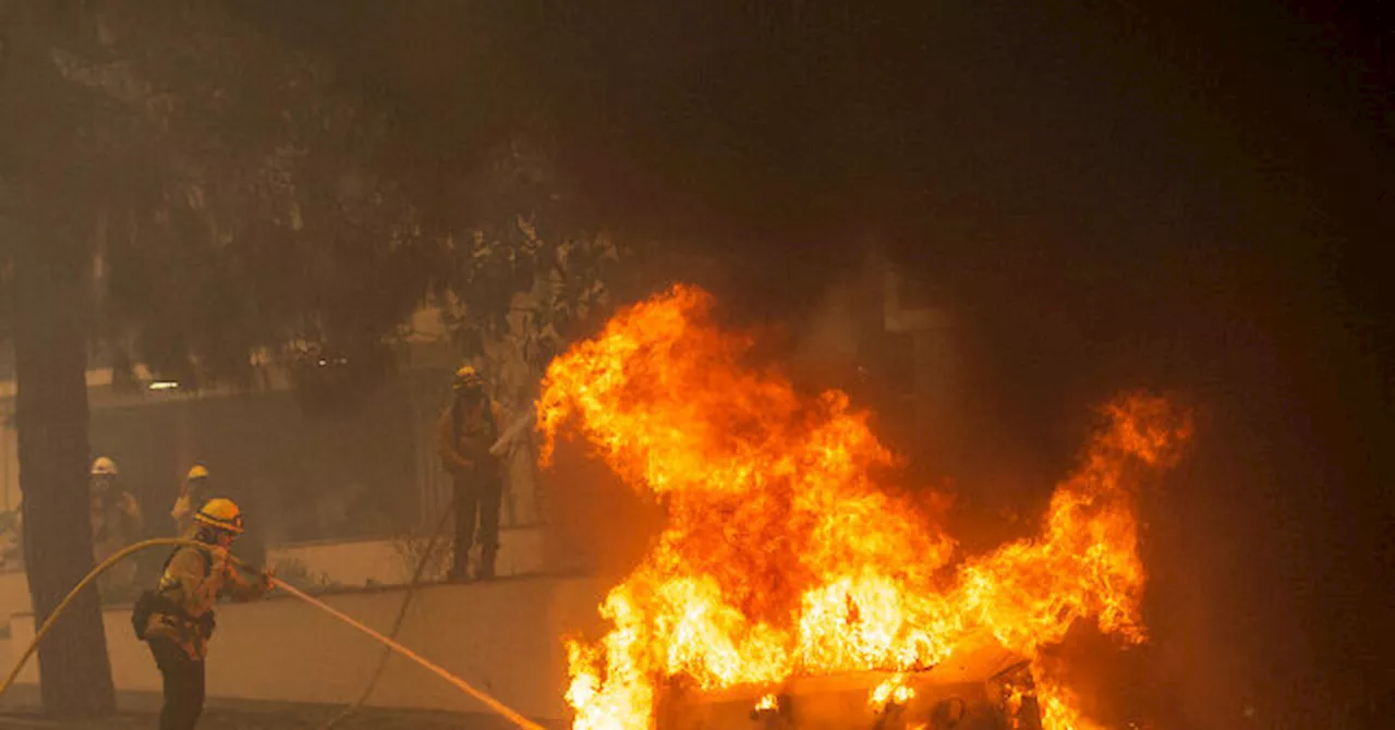 Wildfire Threatens Homes in West Hollywood, Fueled by Strong Winds