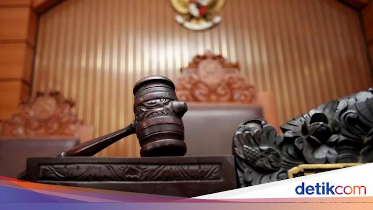 Polisi Batipuh Selatan Divonis 20 Tahun Penjara Karena Curi Ganja