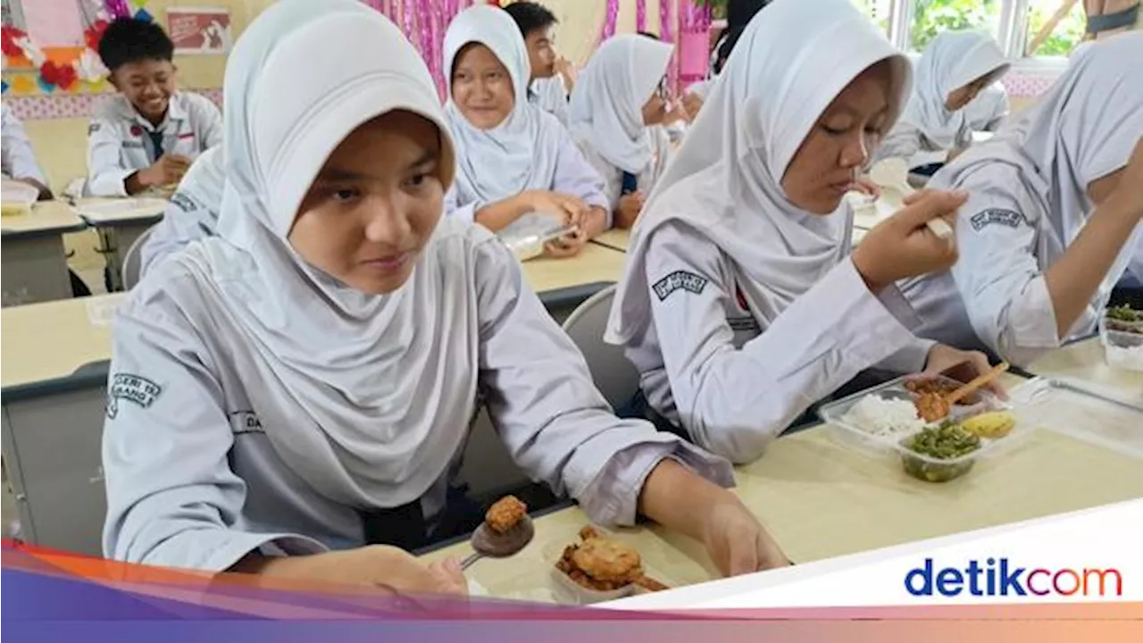 Siswa Palembang Harapkan Susu dalam Program Makan Bergizi Gratis