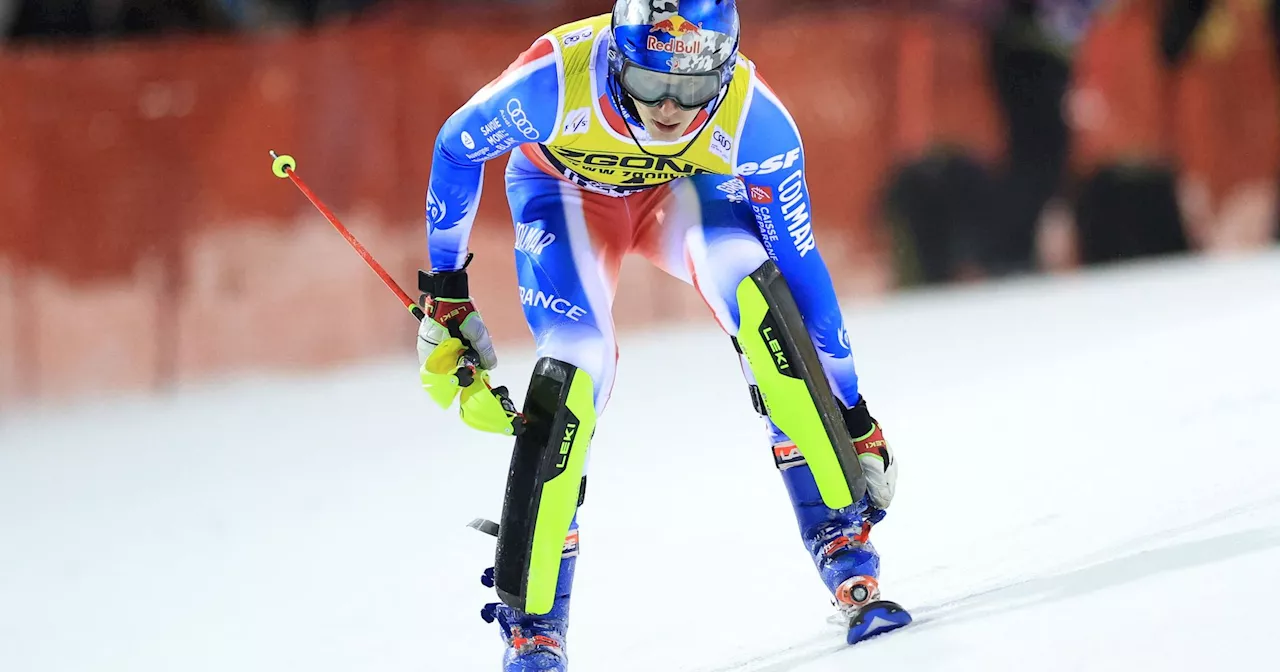 Clément Noël Sort Précocement à Madonna di Campiglio, Steven Amiez Garde l'espoir