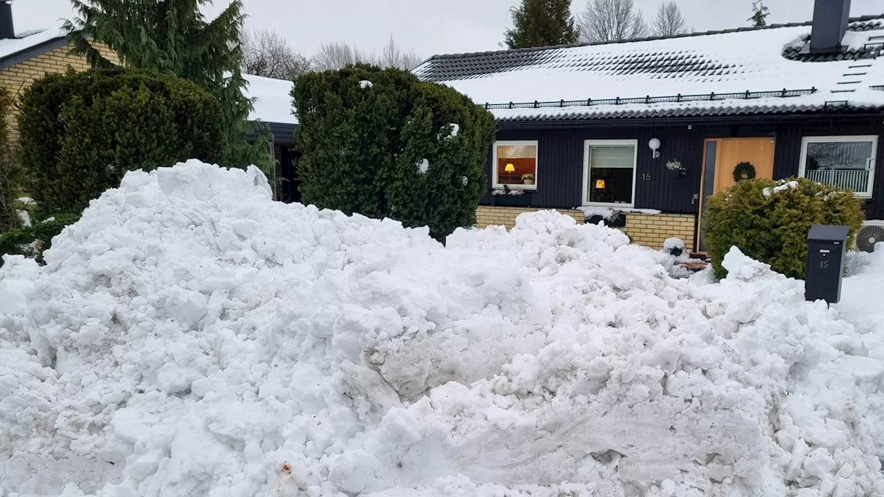 80-åringens hem blockerat av snövall