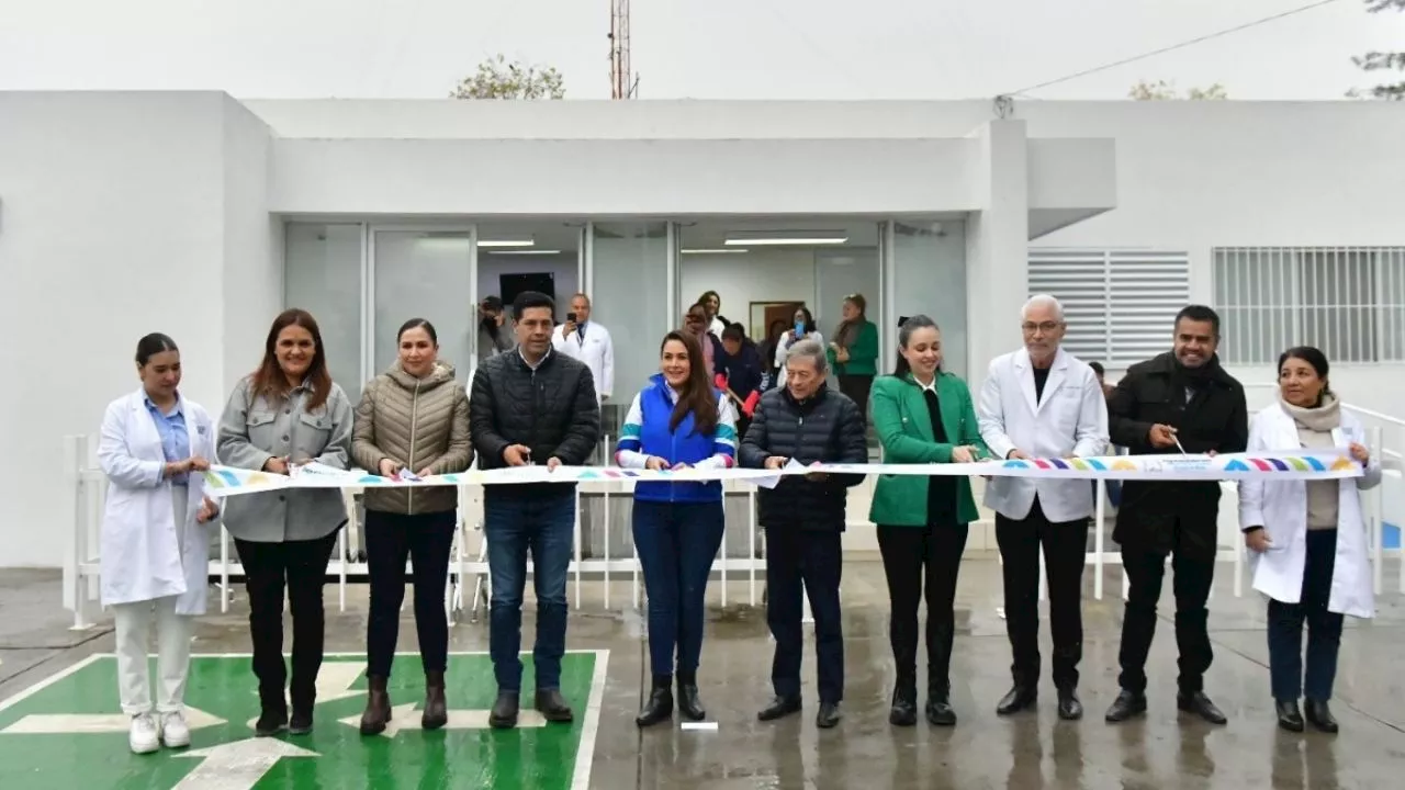 Tere Jiménez entrega obras de rehabilitación del Centro de Salud y de la Avenida Ojocaliente