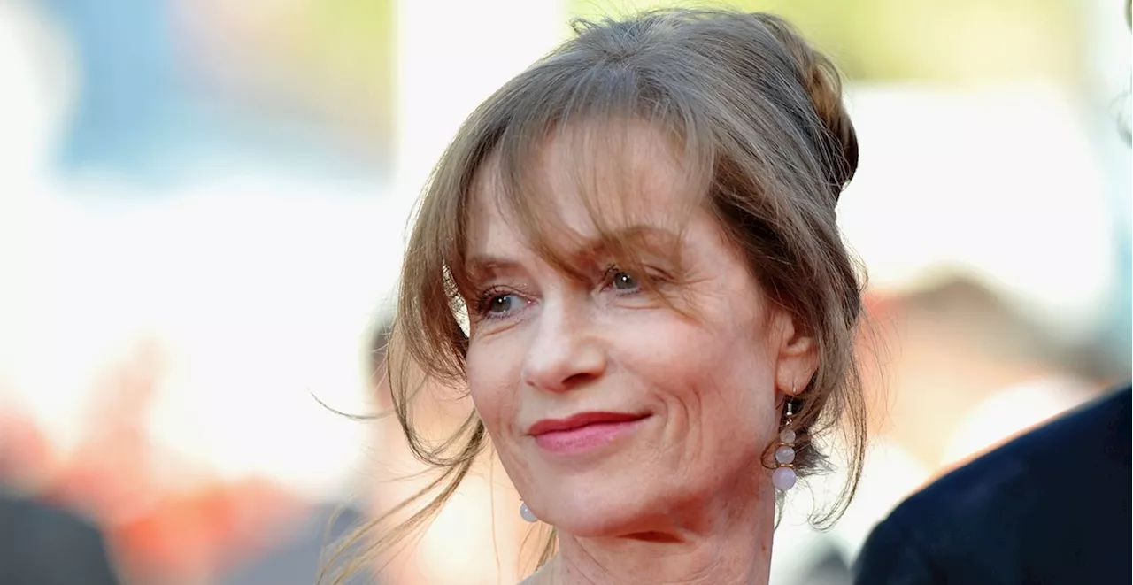 Isabelle Huppert Sospesa gli Annunci Commerciali ad Islanda