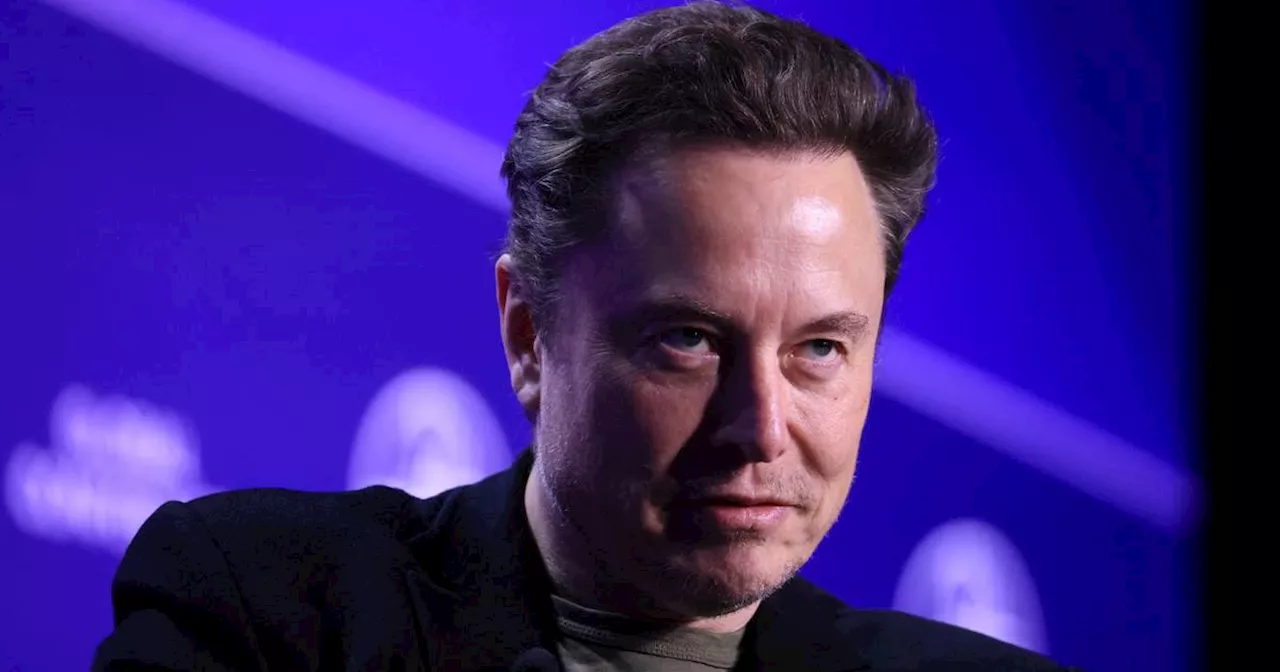 Elon Musk'in Babası, Liverpool'u Satmak İstediğini Söylüyor