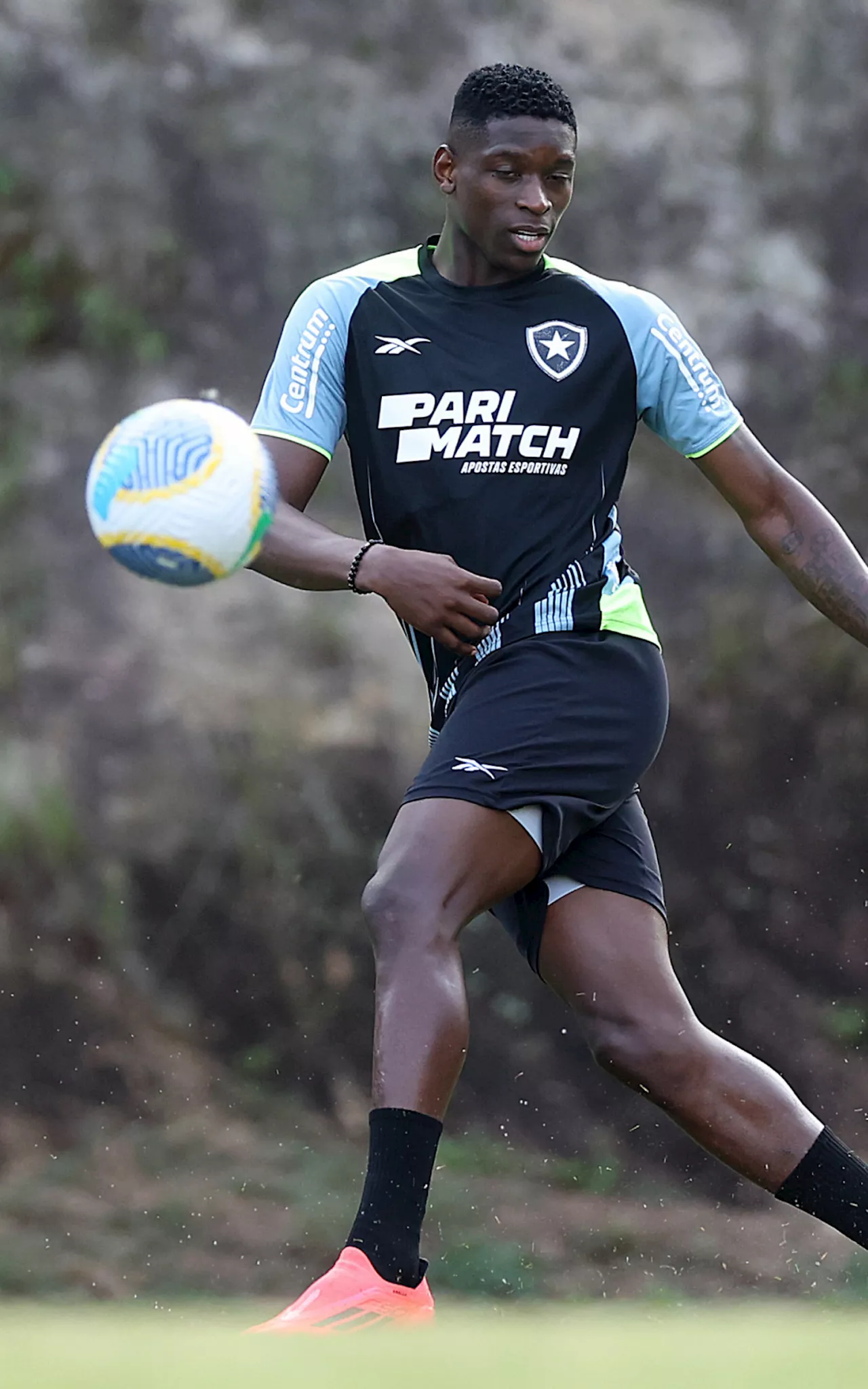 Luiz Henrique Pode Deixar Botafogo