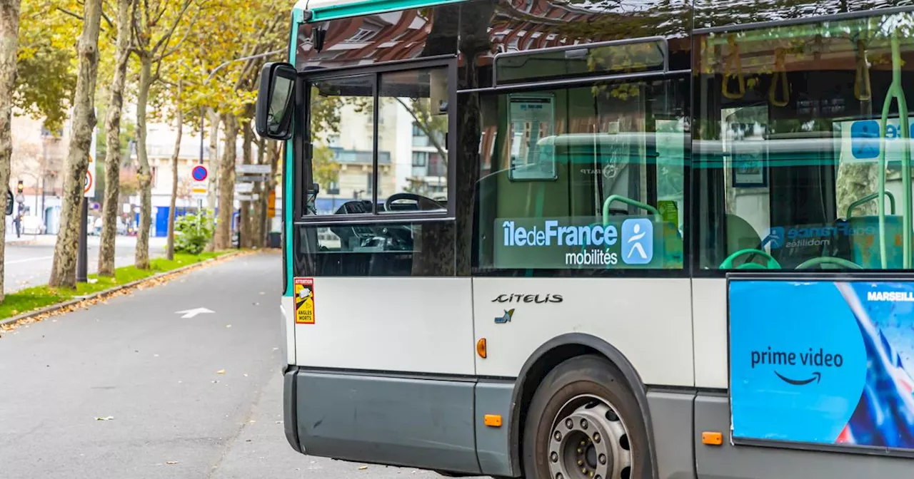 Deux Bus de la RATP Touchés par des Tirs à Paris