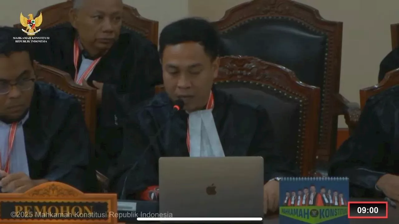 Calon Gubernur Jawa Timur Tri Rismaharini-Zahrul Azhar Asumta Gugat Hasil Pilkada ke MK