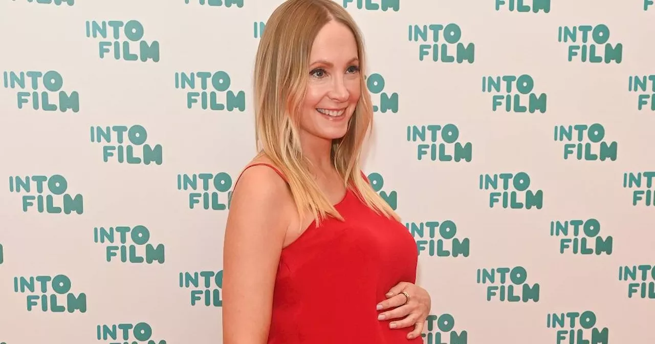 Joanne Froggatt's Life: From 'Downton Abbey' to 'North Shore' and a Private Life