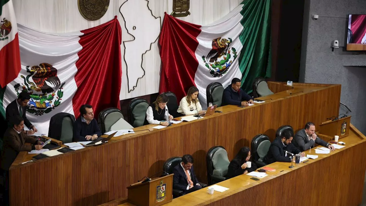 Congreso de Nuevo León pide a Samuel García dar revés al tarifazo en camiones y Metro