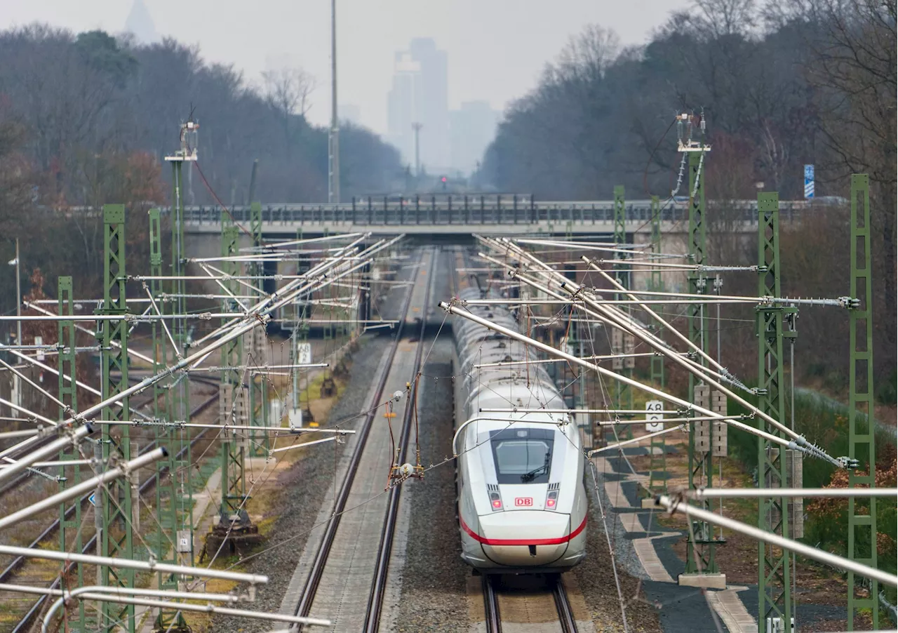 Störungen auf der Riedbahn nach Sanierung - Bahn erwartet baldige Besserung