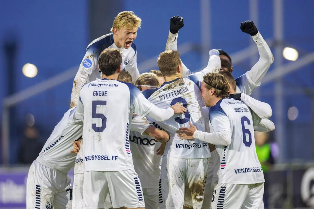 Oskar Øhlenschlæger tæt på skifte til Fredrikstad