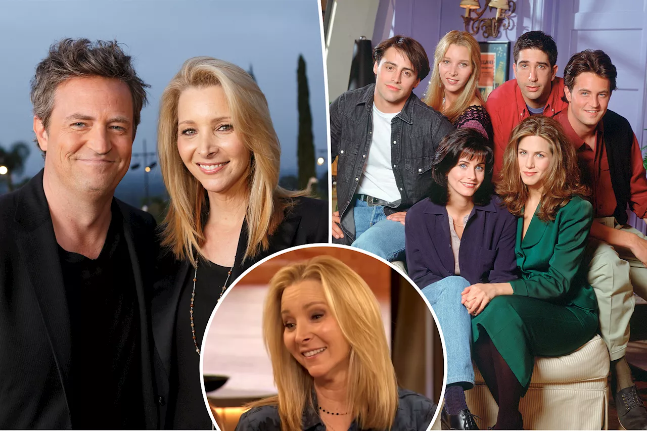 Lisa Kudrow finds secret note from 'Friends' co-star Matthew Perry after his death: 'Timing is everything'