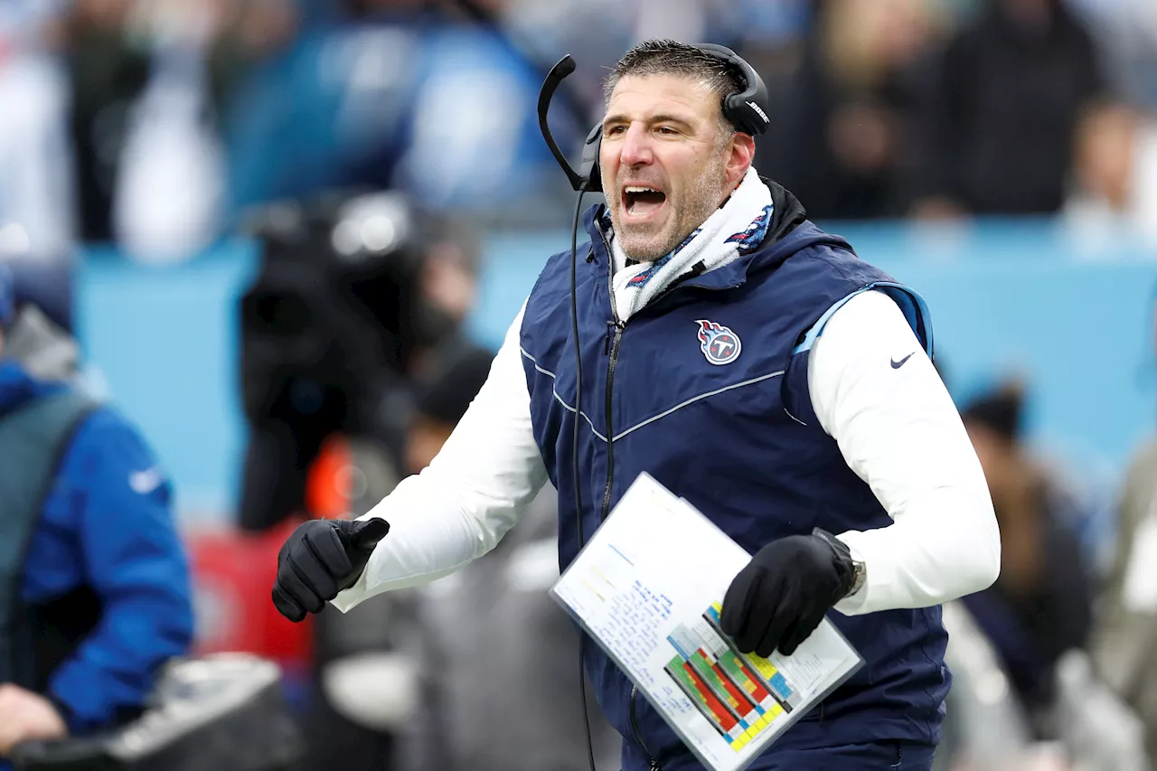 Mike Vrabel Interviewed for Jets Head Coaching Job Amidst Patriots Coaching Search