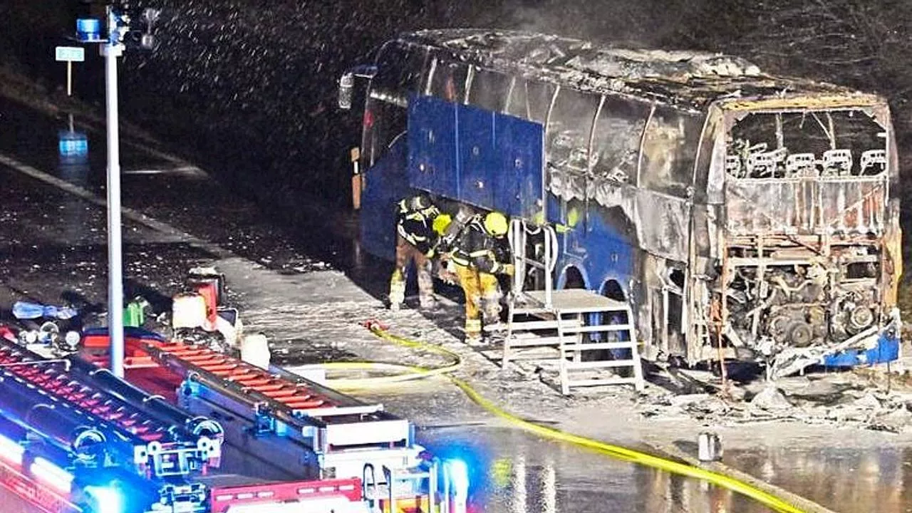 Touringcar met Nederlanders in brand nabij München