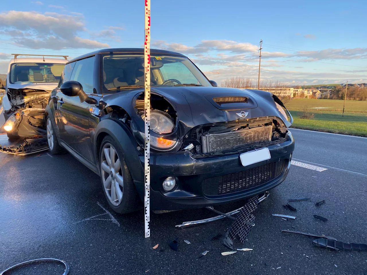 Auffahrkollision mit fünf Fahrzeugen in Cham