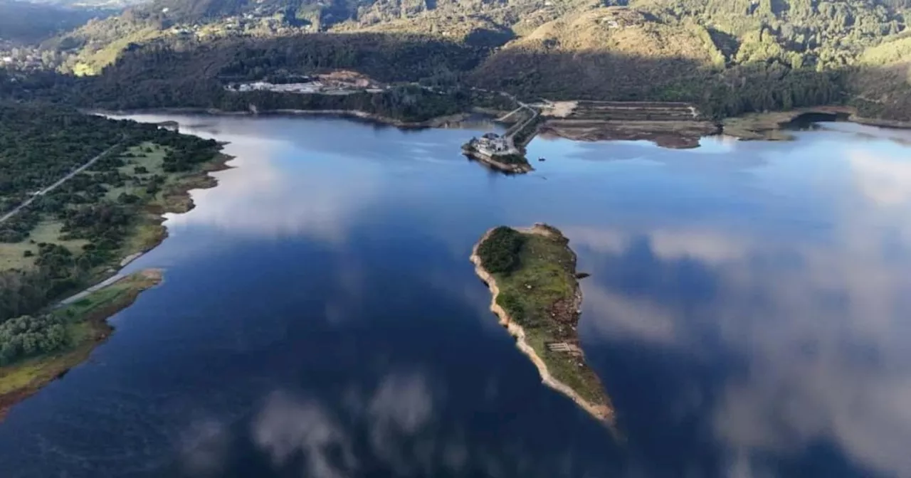 ¿Sirvió la suspensión? Acueducto informó el balance de los embalses durante el levantamiento del racionamiento