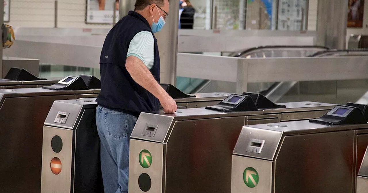 Tap to Pay Delay: San Francisco Riders Wait Longer for New Clipper System