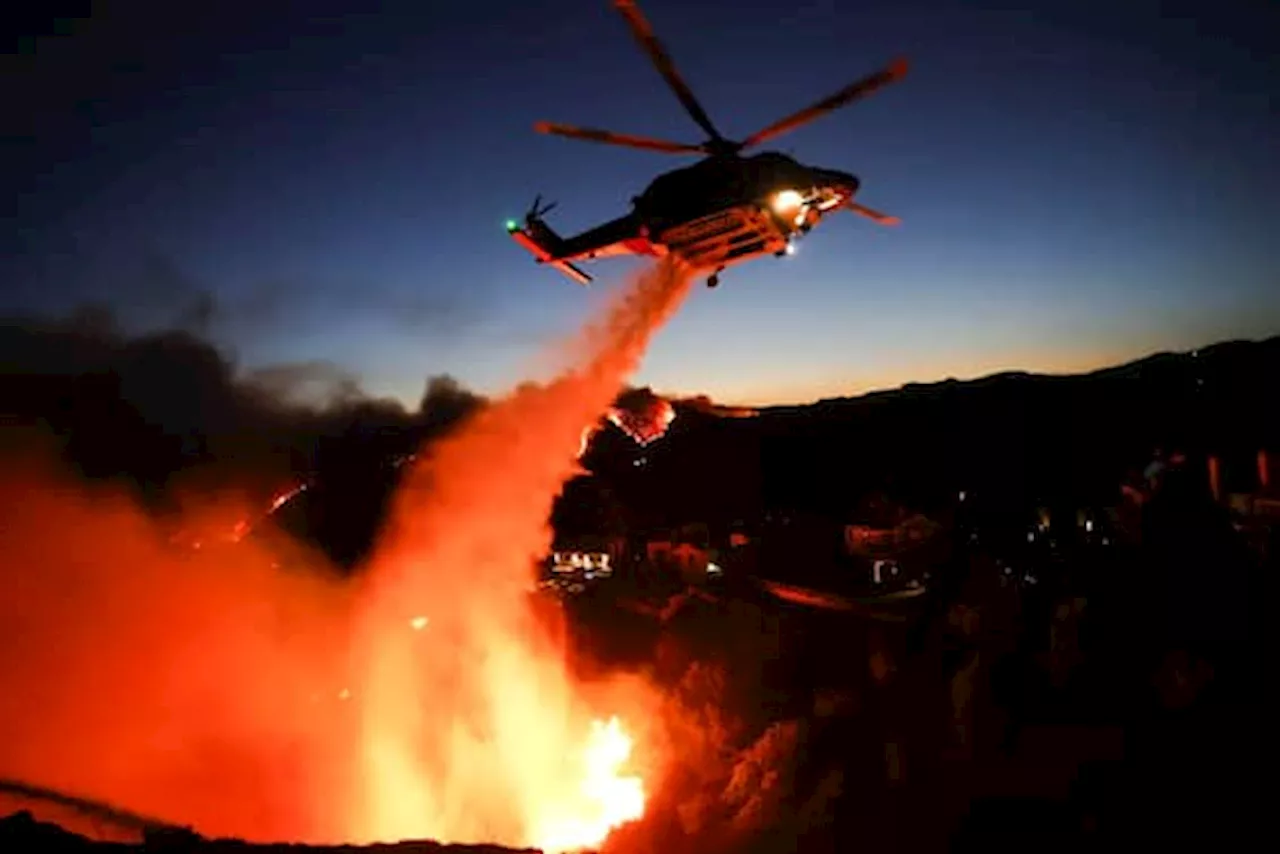 Incendio a Los Angeles: Decine di migliaia evacuate