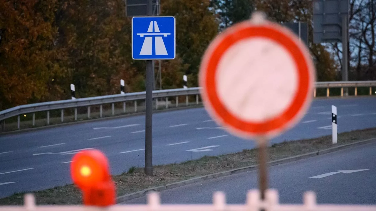 A21 bei Bad Oldesloe nach Lkw-Unfall gesperrt