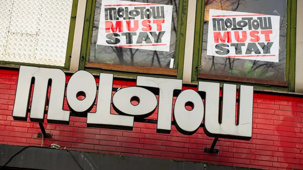 Hamburger Kultclub: Molotow-Schild wieder da