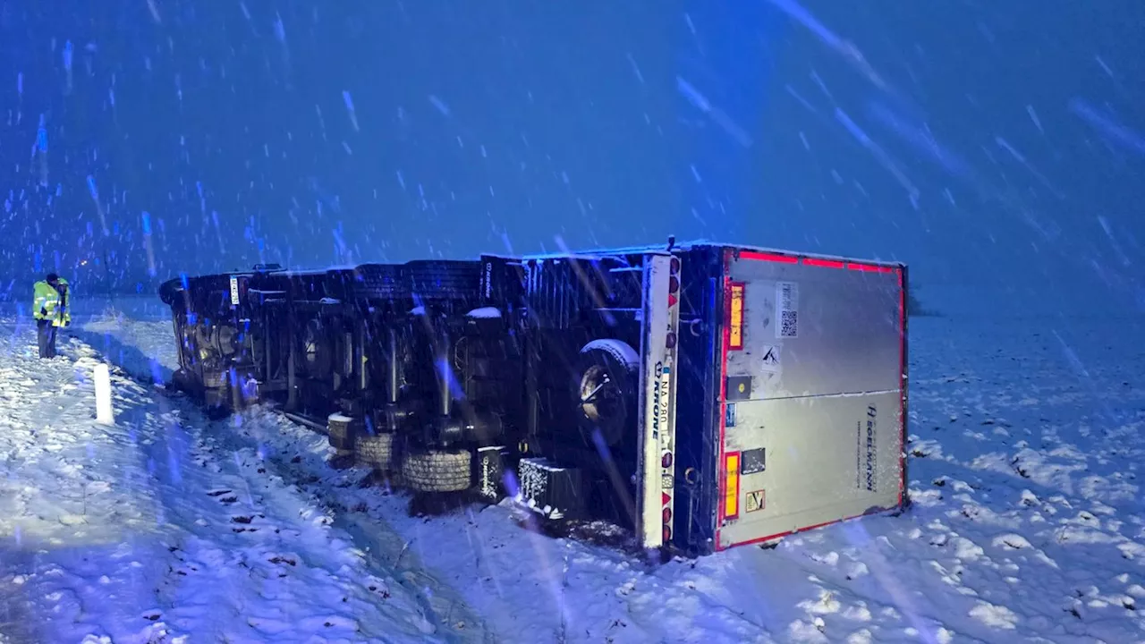 Schnee und Glätte verursachen Unfälle in Rheinland-Pfalz und Saarland