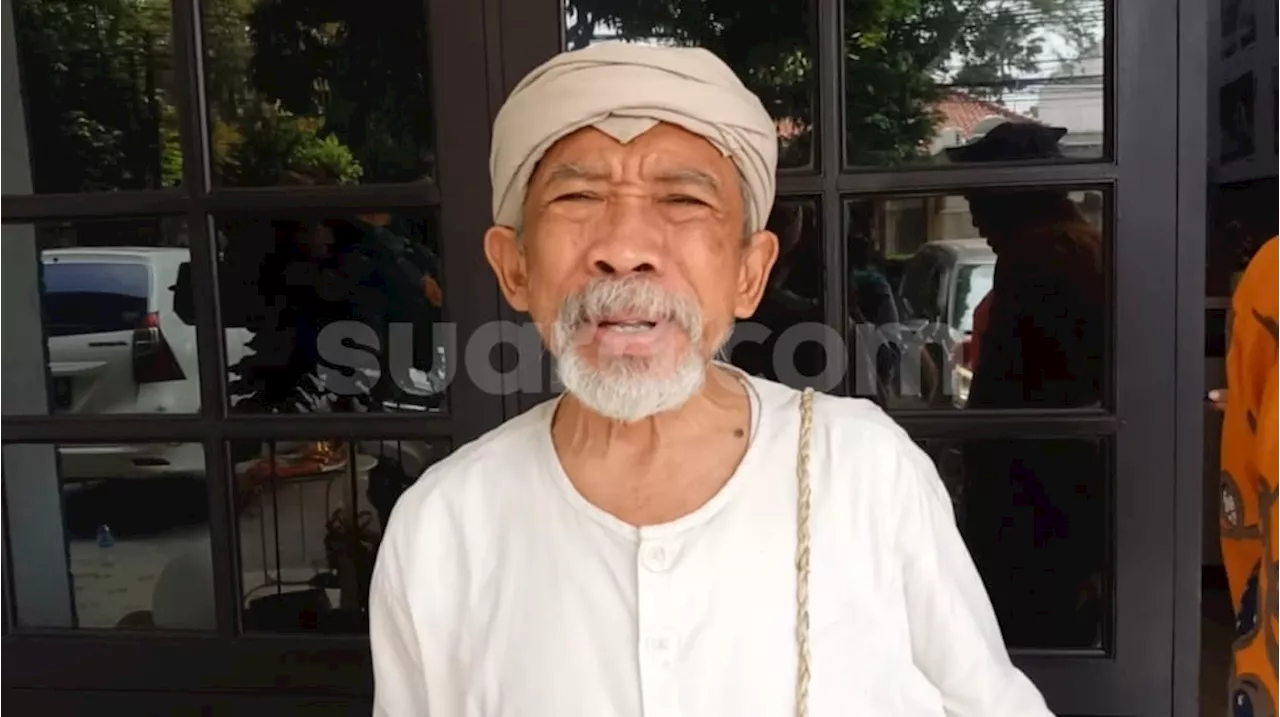 Pelawak Legendaris Abah Qomar Meninggal Dunia