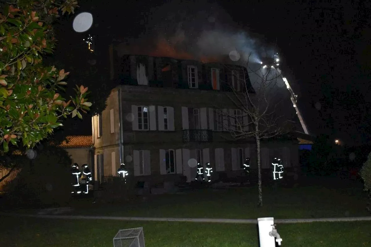 Vidéo. Le château Paloumey ravagé par les flammes à Ludon-Médoc en Gironde, il y a quatre ans