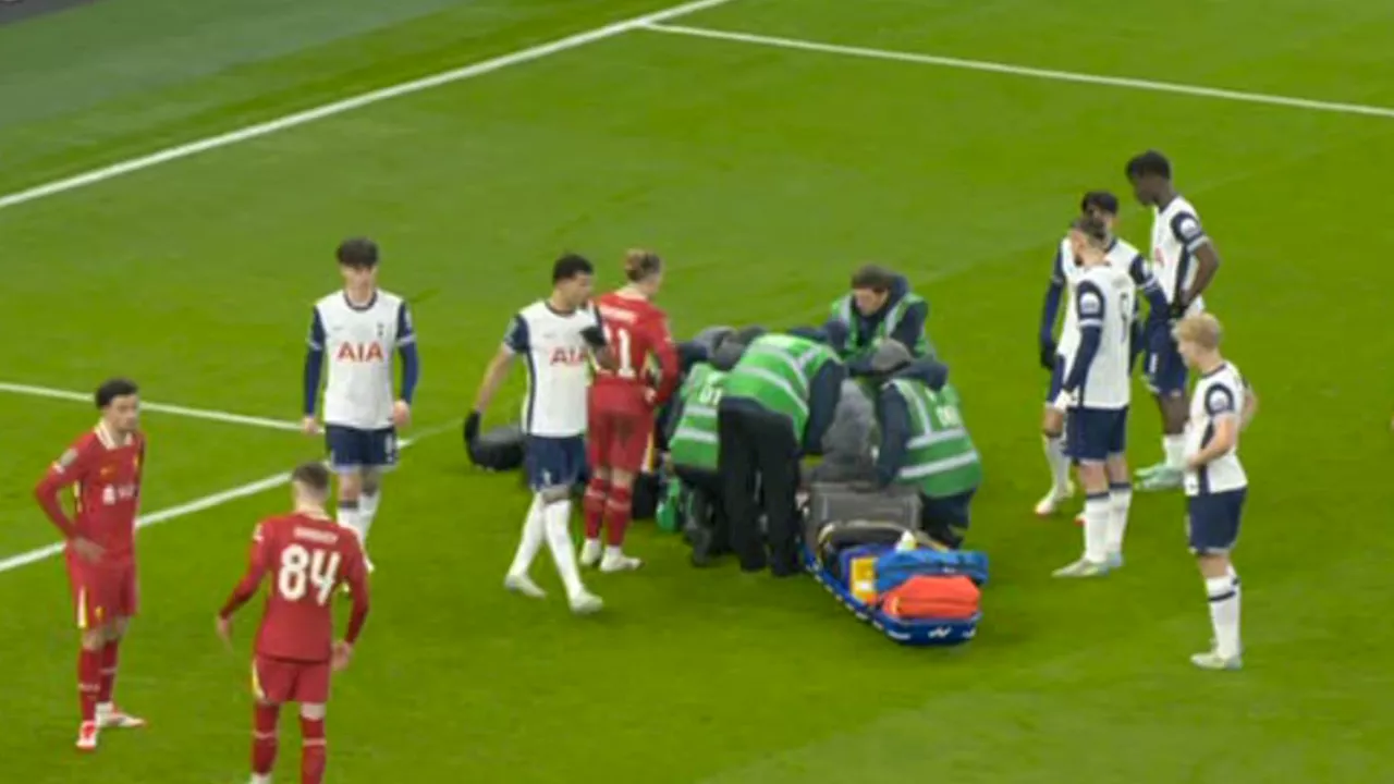 Liverpool's Bentancur Taken Off After Medical Attention in Tottenham Clash