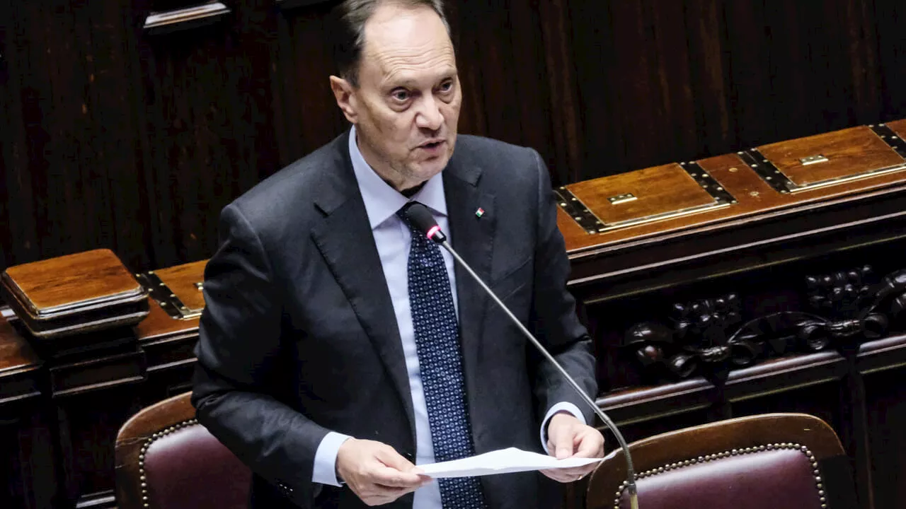 Governo Meloni Dirotta Fondi per l'Educazione Sessuale alla Prevenzione dell'Infertilità