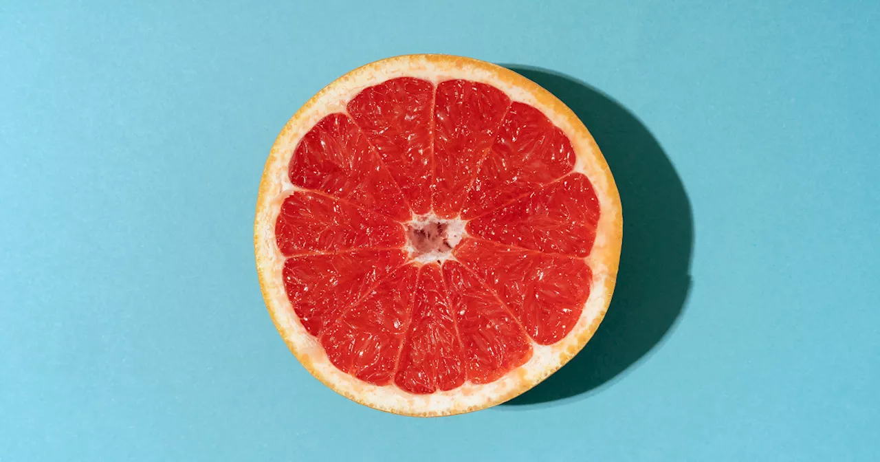 Grapefruit: Health Benefits, Nutrition and Precautions