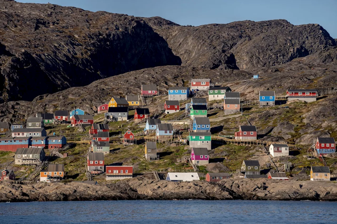 Trump Seeks Greenland and Panama Canal, Vows Economic Power Over Canada