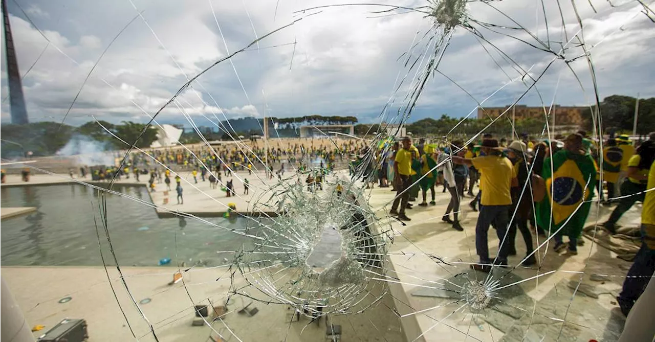 Brasil em 2025: Justiça pelos Mandantes do Golpe de 8 de Janeiro