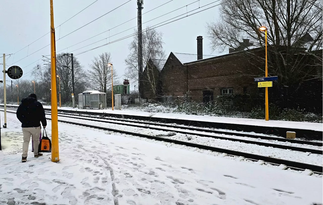 Neige dans les Hauts-de-France: Deux morts, 55 blessés et des perturbations importants