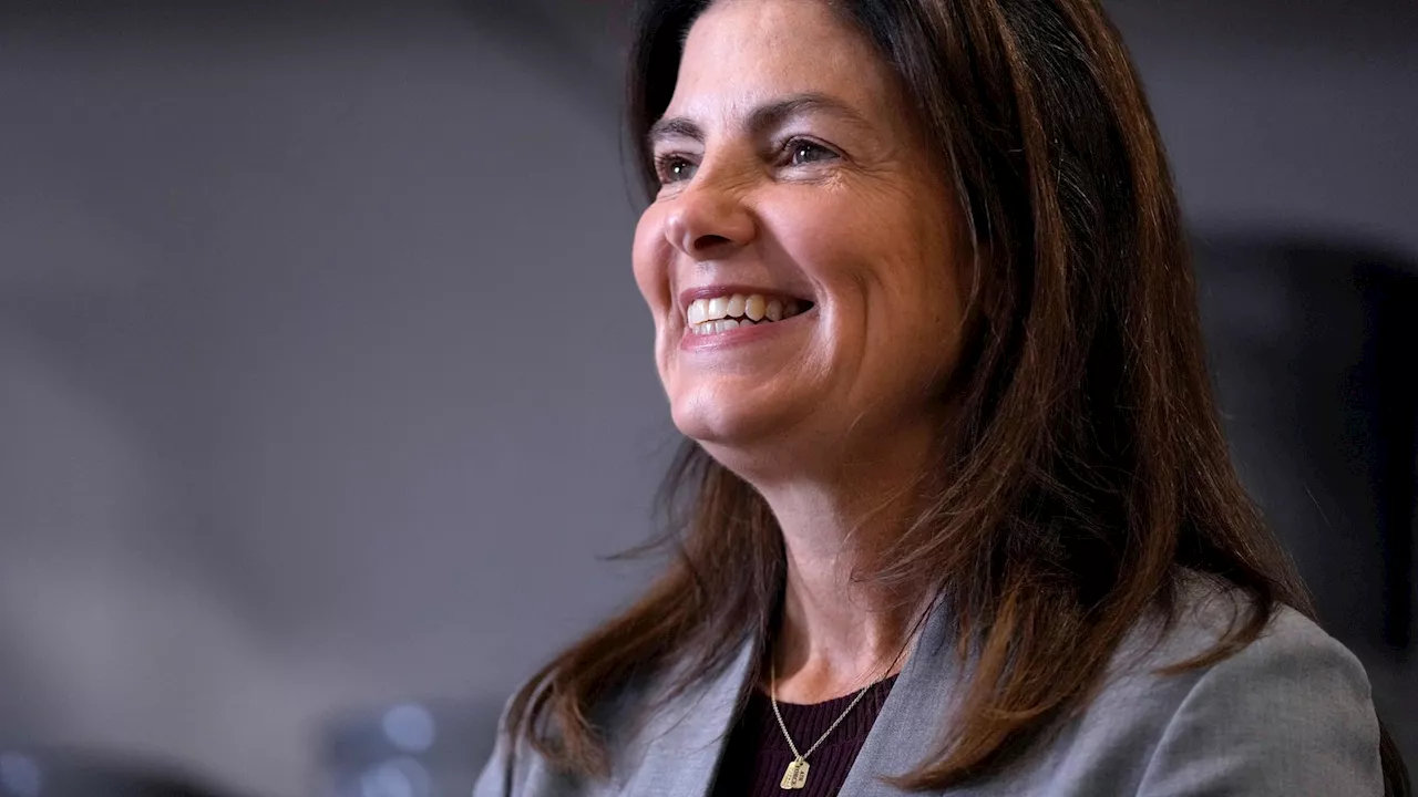 Ayotte Becomes First New Hampshire Governor to Serve in Senate