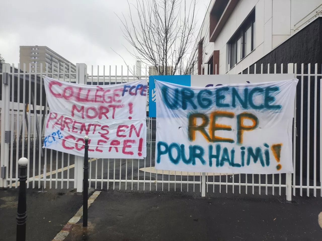 'Ce sont les élèves qui paient' : dans ce collège du Val-de-Marne, les enseignants en grève depuis la rentrée