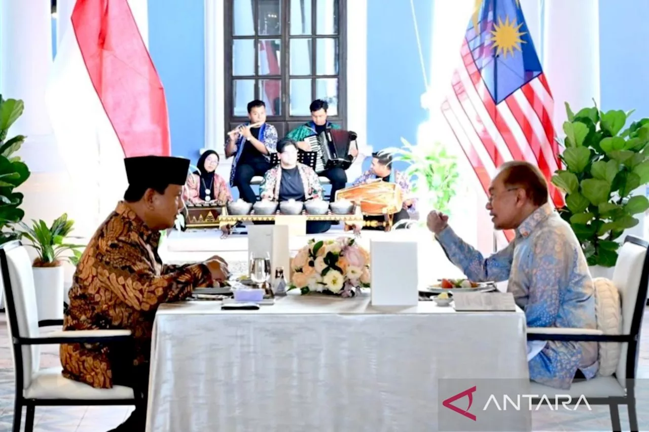 Presiden RI dan PM Malaysia Diskusi Isu Strategis di Rumah Tangsi