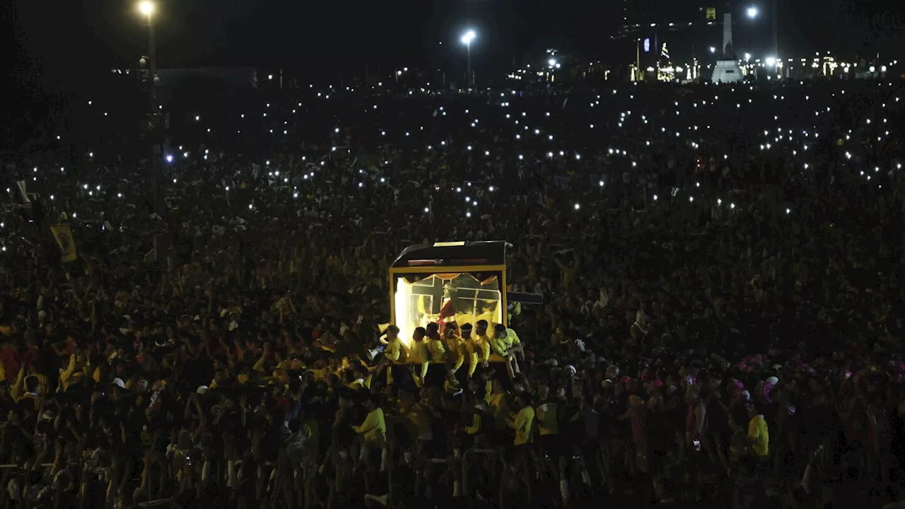 Hundreds of Thousands Attend Philippines' Jesus Nazareno Procession