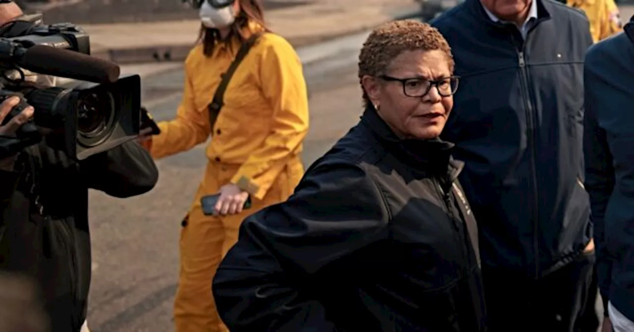 LA Mayor Karen Bass in 2021 Bashed Ted Cruz for Being out of Texas During Hurricane