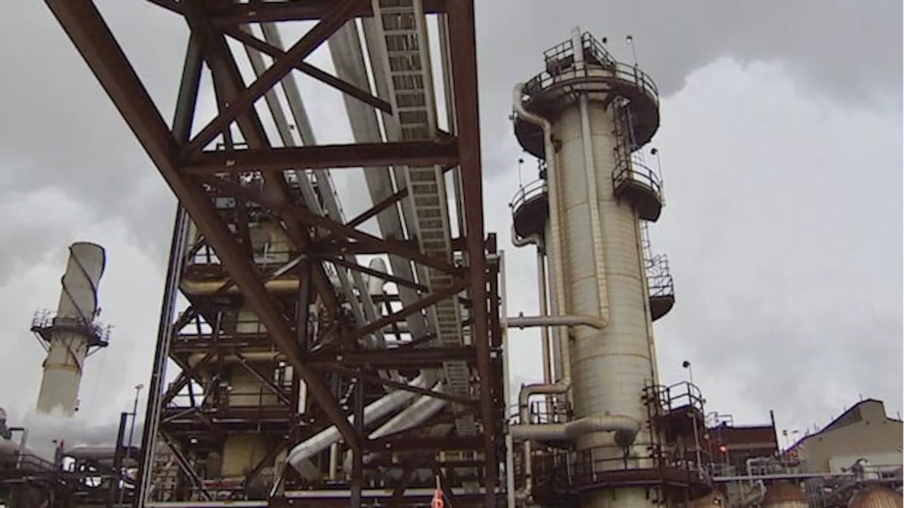 Canada's Largest Carbon Capture Project Faces Uncertainty Amid Political Turmoil