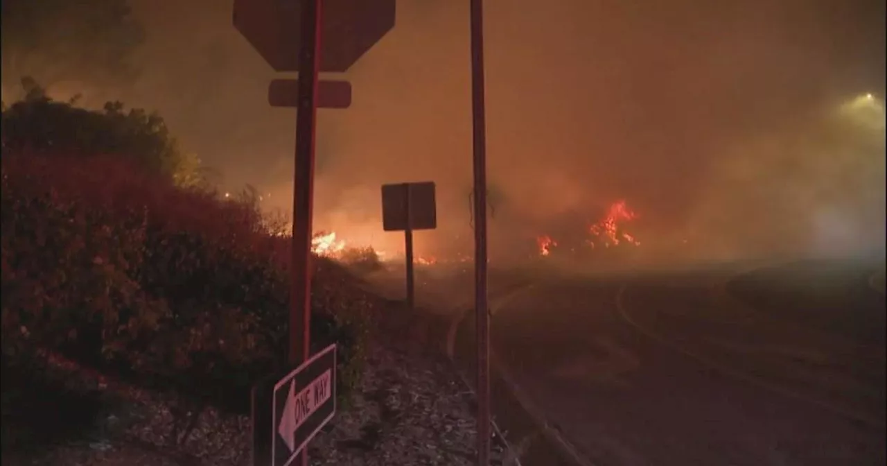 Hurst Fire Forces Evacuations in Sylmar