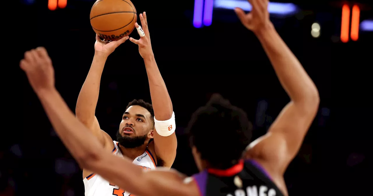 Knicks Snap Losing Streak, Beat Raptors 112-98