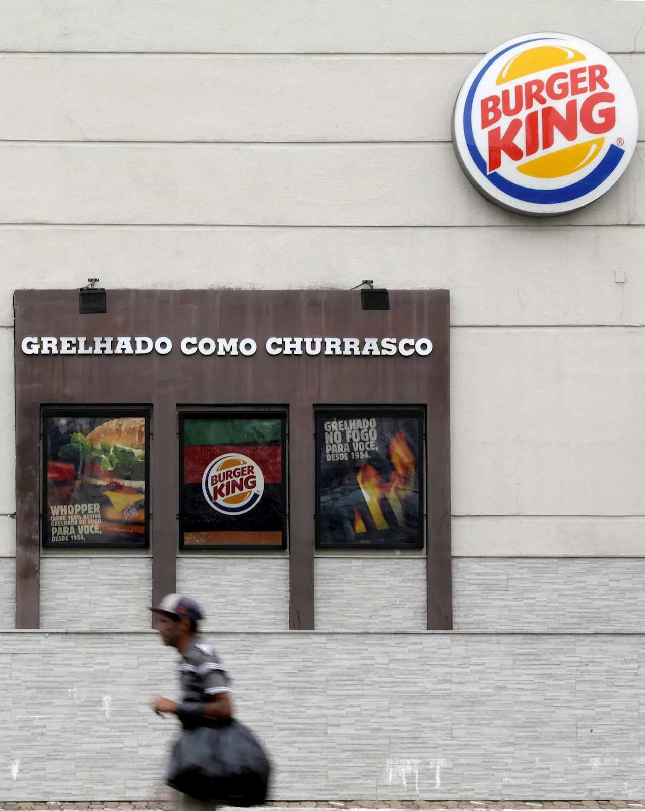 Burger King Oferece Sanduíche Grátis para Advogados